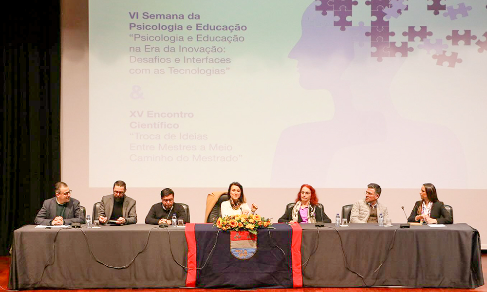 VI Semana da Psicologia e Educação com foco nos desafios da tecnologia