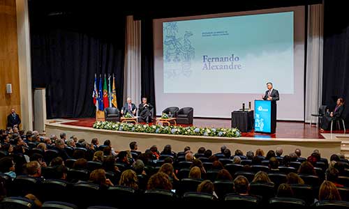 Ministro reconhece papel da Universidade Portucalense no Ensino Superior